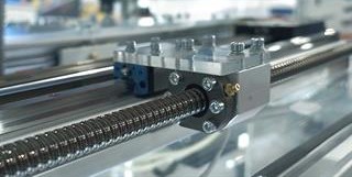 Ballscrew in machine tool