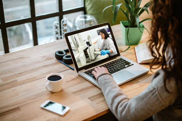 Online ein Webinar oder eine Demo zur Raman-Spektroskopie mit inLux anschauen